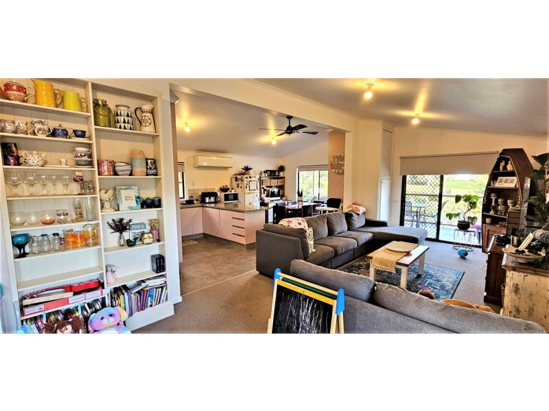 5 Tambo Court, Lakes Entrance VIC 3909