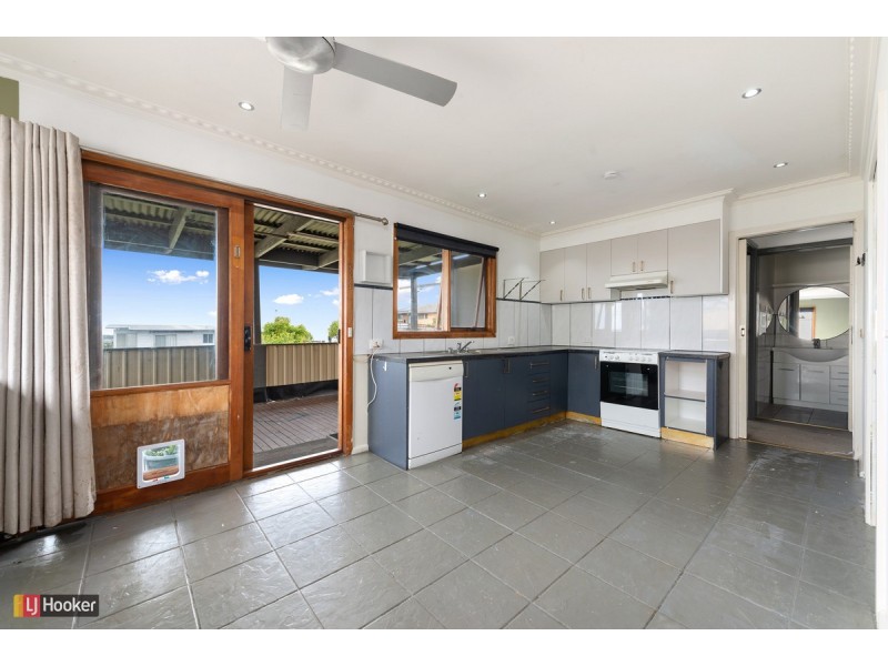 3 Hardie Street, Lakes Entrance VIC 3909