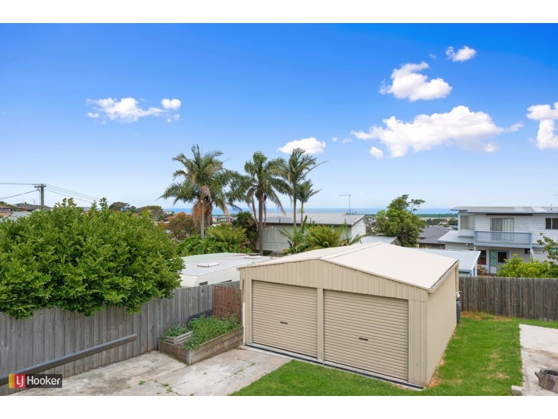 3 Hardie Street, Lakes Entrance VIC 3909