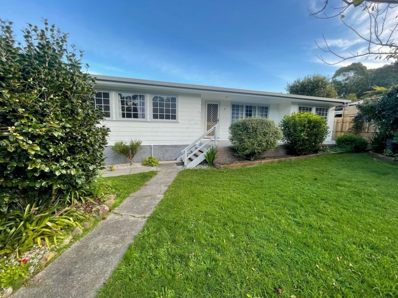 8 Fisher Street, Lakes Entrance VIC 3909