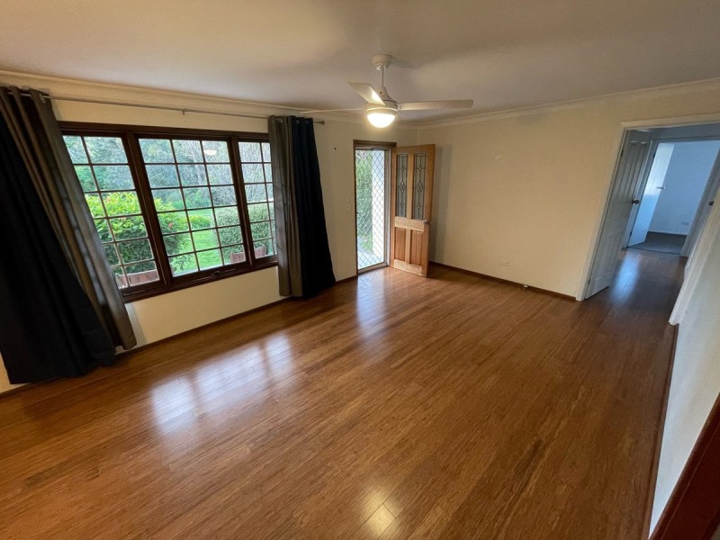 8 Fisher Street, Lakes Entrance VIC 3909