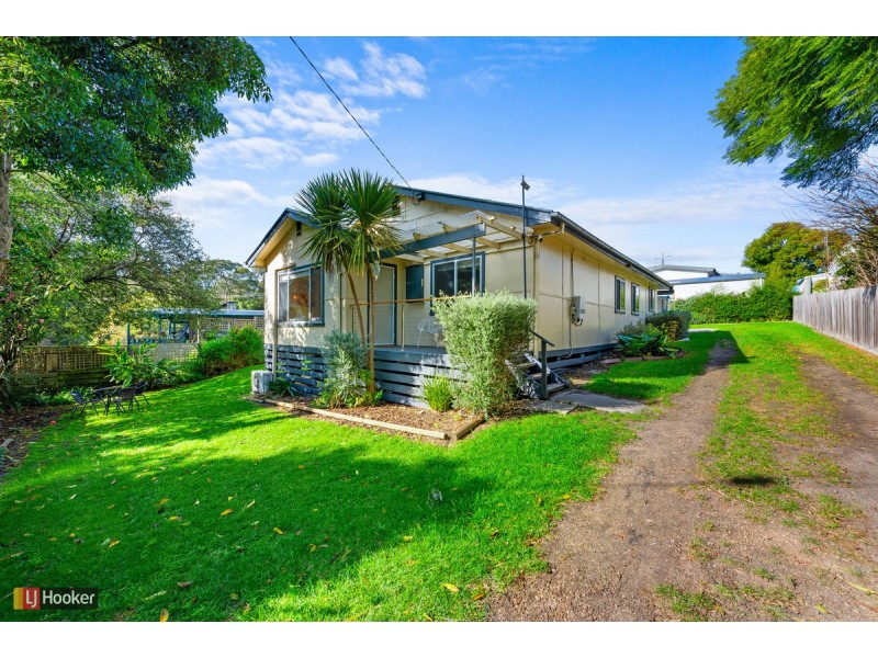 110 Hazel Road, Kalimna VIC 3909