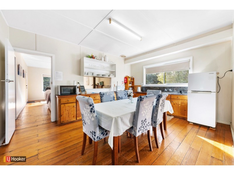 110 Hazel Road, Kalimna VIC 3909