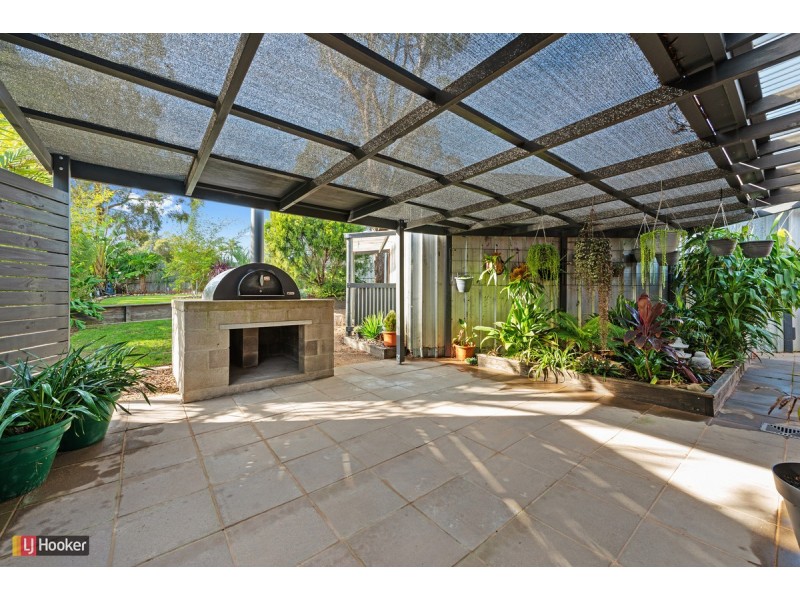 15 Ocean Court, Lakes Entrance VIC 3909