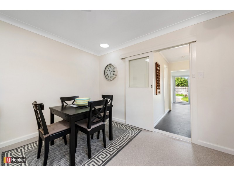 8 Fish Street, Lakes Entrance VIC 3909