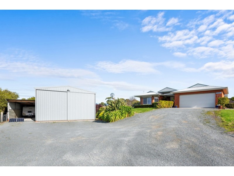 25 Tranquil Court, Lakes Entrance VIC 3909