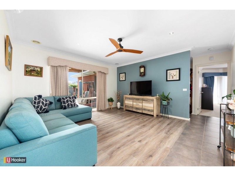 25 Tranquil Court, Lakes Entrance VIC 3909