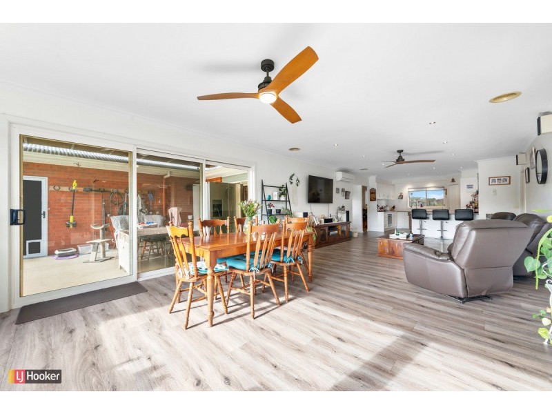 25 Tranquil Court, Lakes Entrance VIC 3909