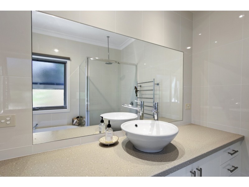 23 The Sanctuary, Metung VIC 3904