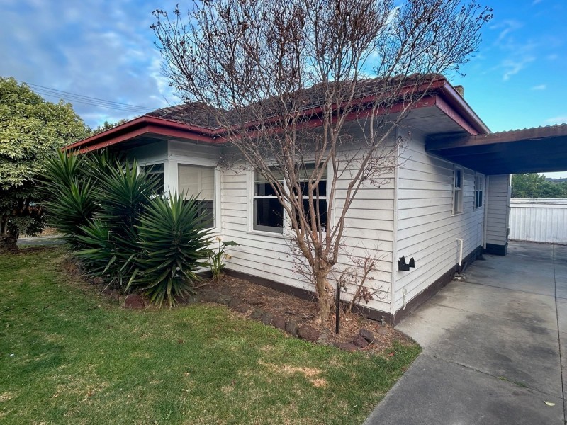 29 Carpenter Street., Lakes Entrance VIC 3909