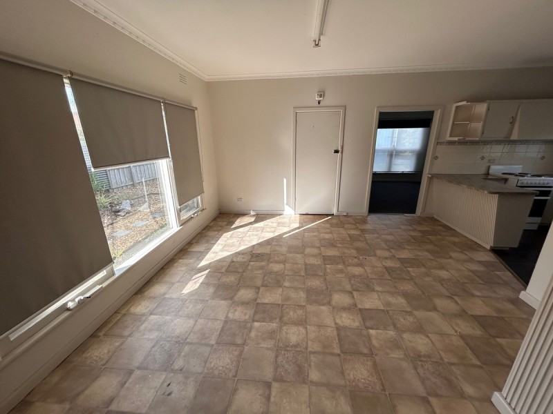 22 Fish Street, Lakes Entrance VIC 3909