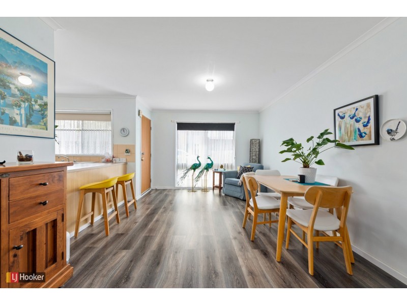 14/23 Alexandra Avenue, Kalimna VIC 3909