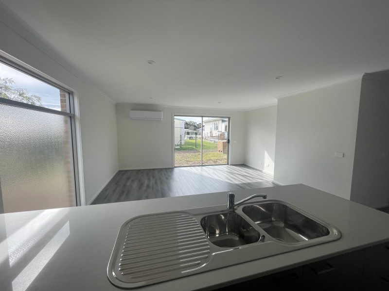 8 Falcon Grove, Metung VIC 3904