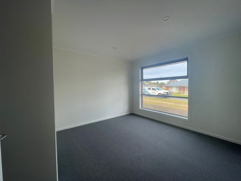 8 Falcon Grove, Metung VIC 3904