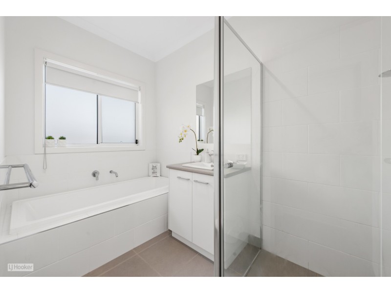 9 Lake Grove, Metung VIC 3904