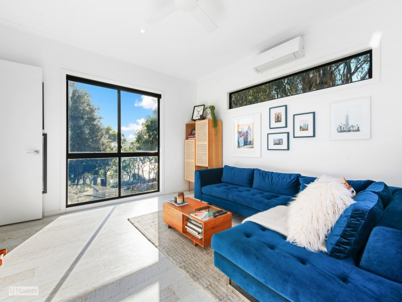 16 Lands End Grove, Metung VIC 3904