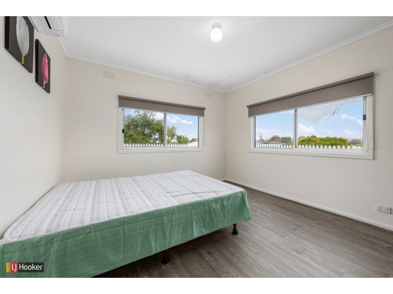 8 Sudings Road, Lakes Entrance VIC 3909