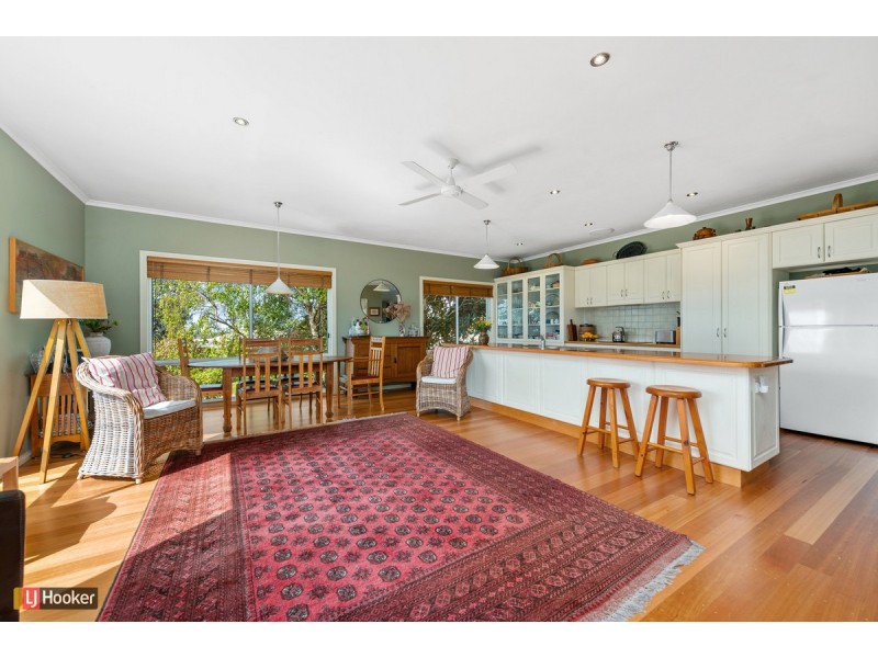 55 Lakeside Drive, Lake Tyers Beach VIC 3909