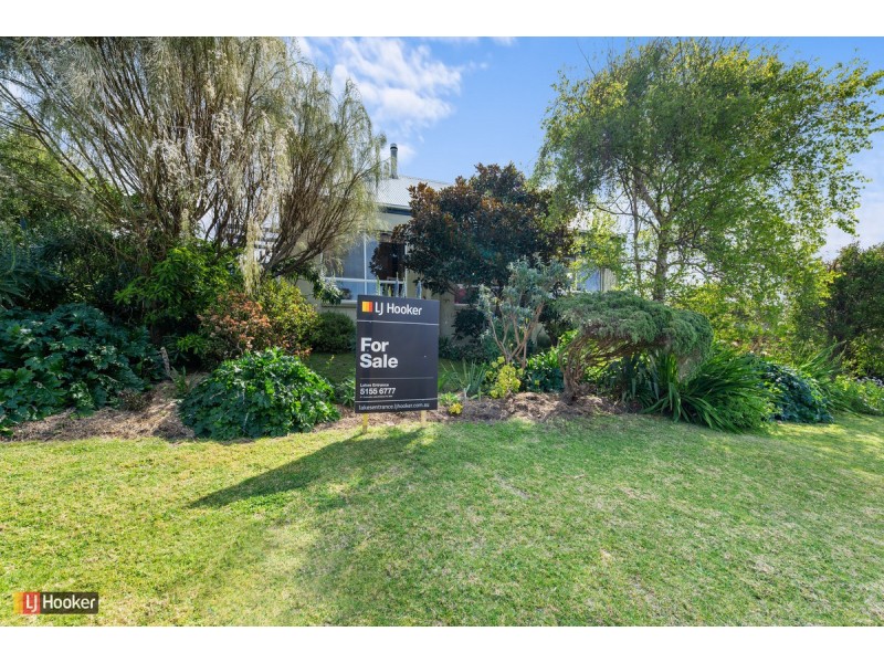 55 Lakeside Drive, Lake Tyers Beach VIC 3909