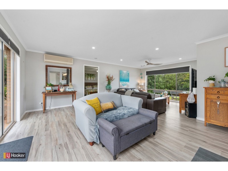 27 John Francis Court, Kalimna VIC 3909