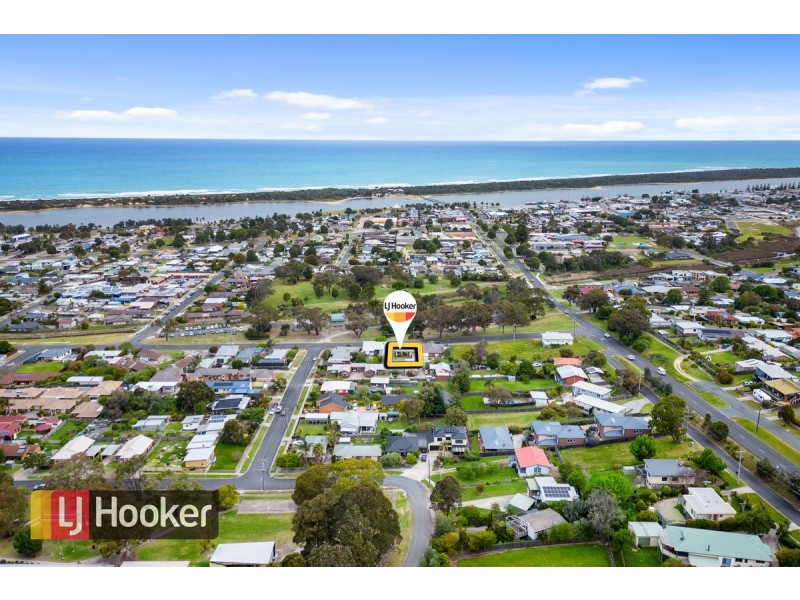 5 Coates Road, Lakes Entrance VIC 3909