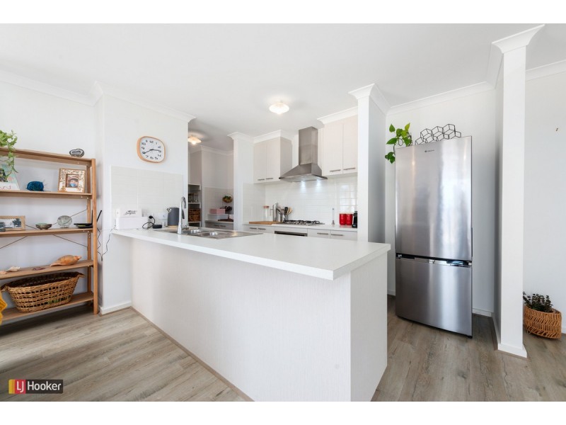 18 Golf Links Road, Lakes Entrance VIC 3909