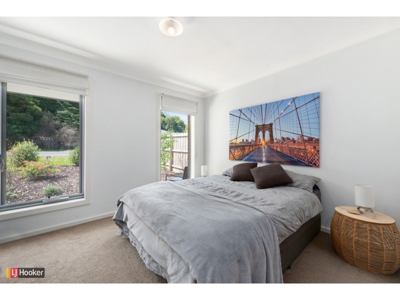 18 Golf Links Road, Lakes Entrance VIC 3909