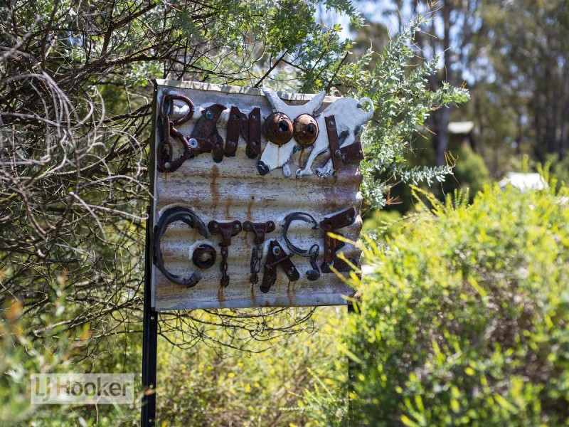 12a & b Banool Close, Metung VIC 3904