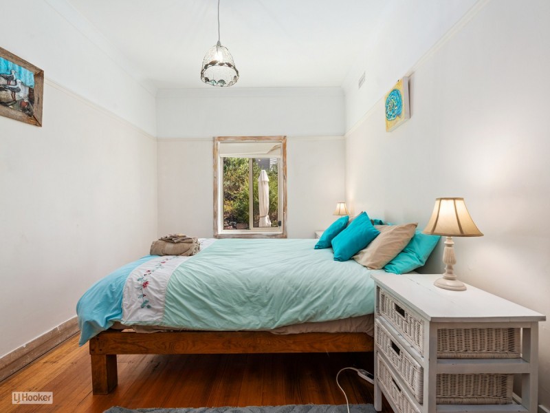 12a & b Banool Close, Metung VIC 3904