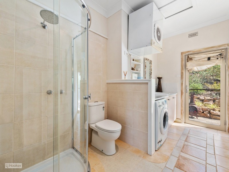 12a & b Banool Close, Metung VIC 3904