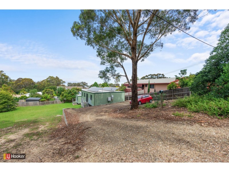68 Ocean View Parade, Lakes Entrance VIC 3909