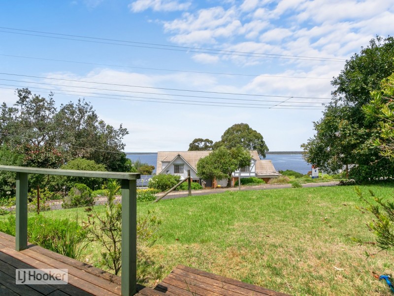 5 Lake Grove, Metung VIC 3904
