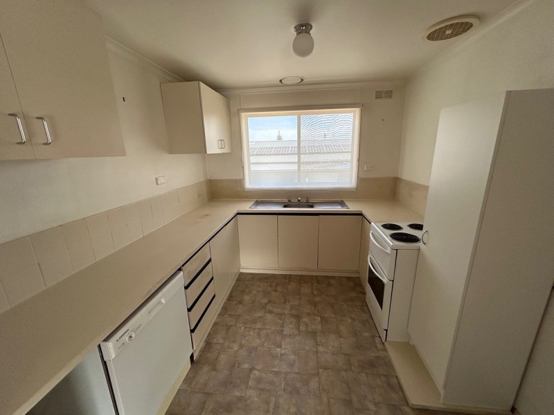 31 Lakeview Drive, Lakes Entrance VIC 3909