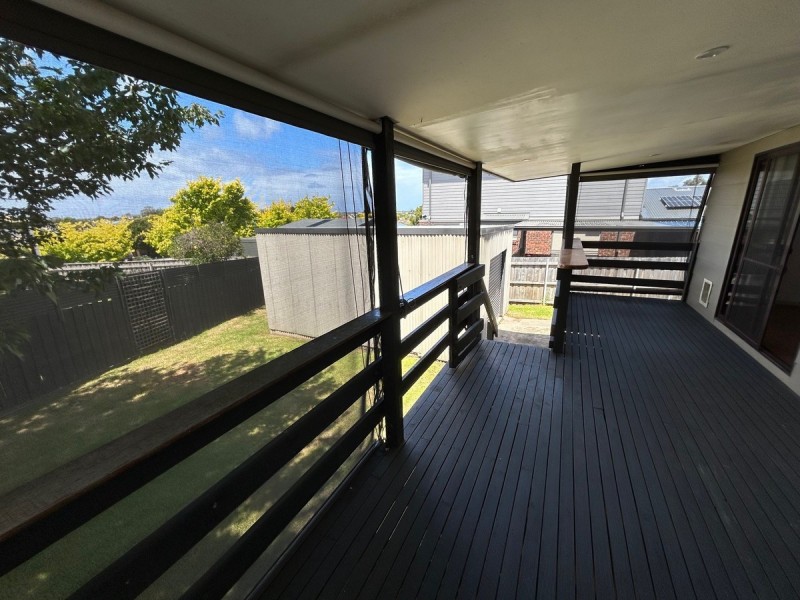 31 Lakeview Drive, Lakes Entrance VIC 3909