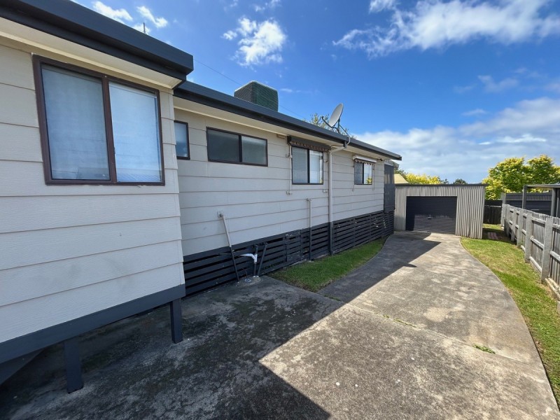 31 Lakeview Drive, Lakes Entrance VIC 3909