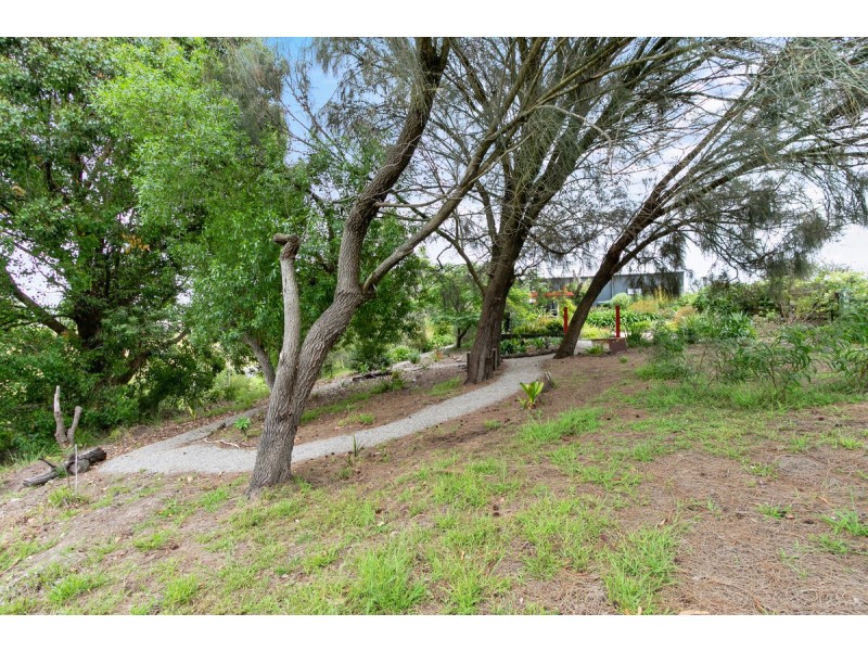 5 Seagull Avenue, Metung VIC 3904