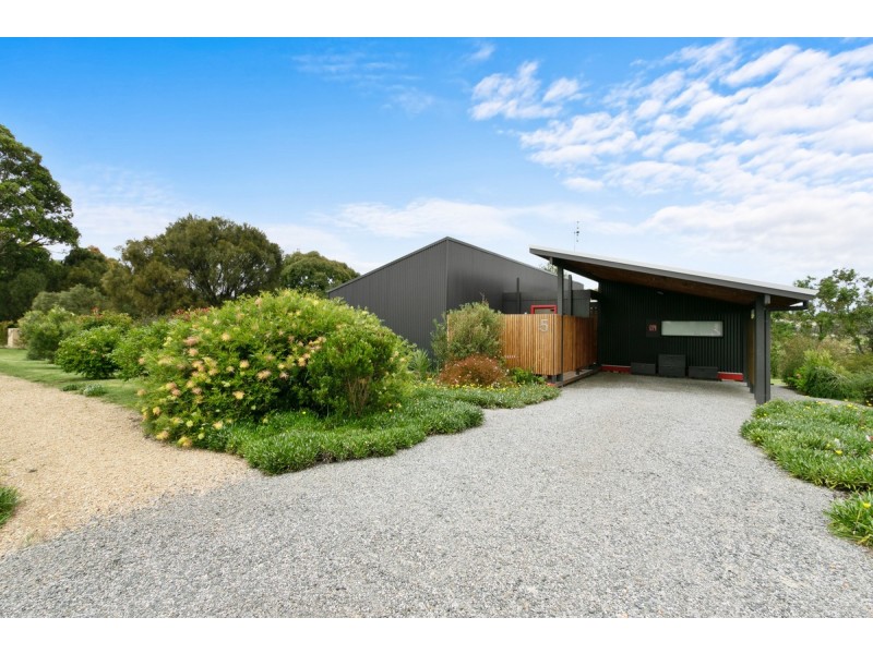 5 Seagull Avenue, Metung VIC 3904