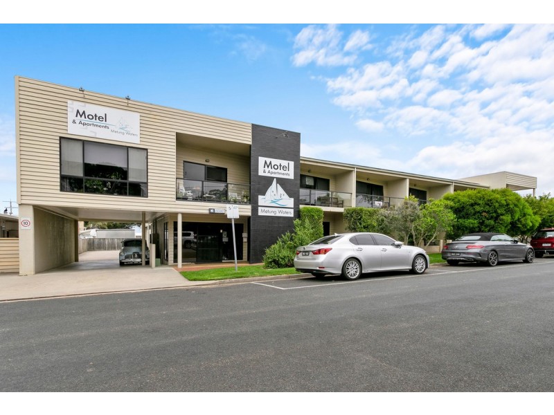 1/9-11 Kurnai Avenue, Metung VIC 3904