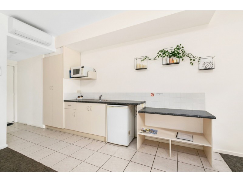 1/9-11 Kurnai Avenue, Metung VIC 3904