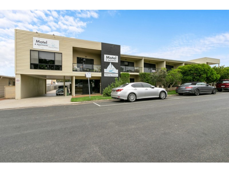 1/9-11 Kurnai Avenue, Metung VIC 3904
