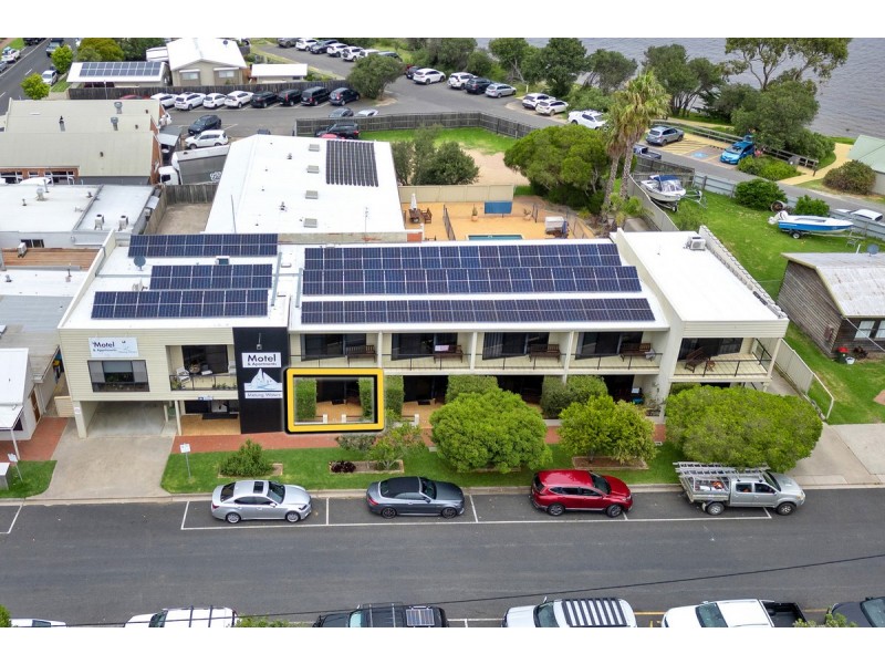 1/9-11 Kurnai Avenue, Metung VIC 3904