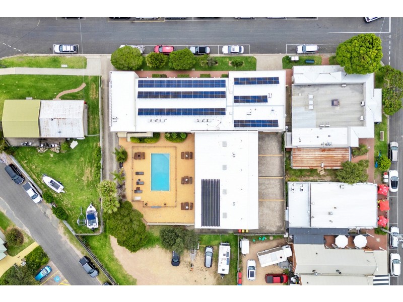 1/9-11 Kurnai Avenue, Metung VIC 3904