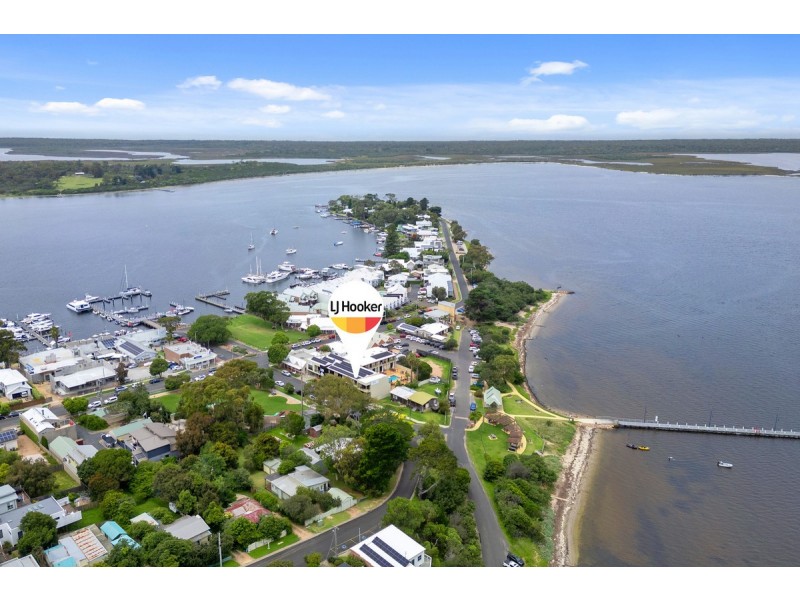 1/9-11 Kurnai Avenue, Metung VIC 3904