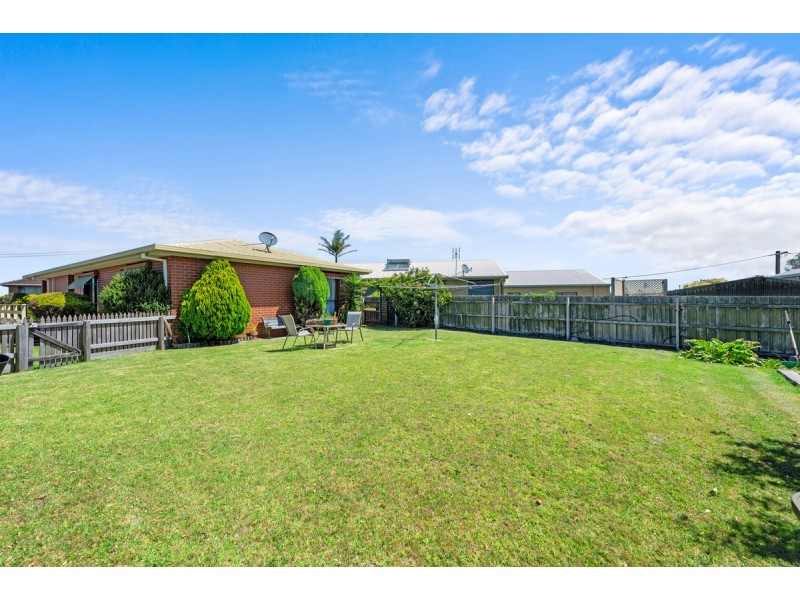 10 Hardie Street, Lakes Entrance VIC 3909