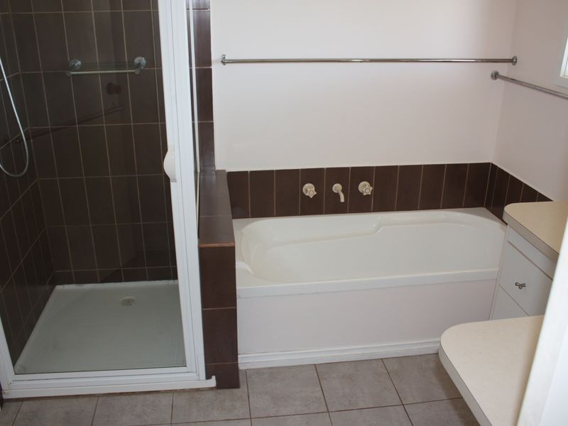 7 Brolga Grove, Metung VIC 3904