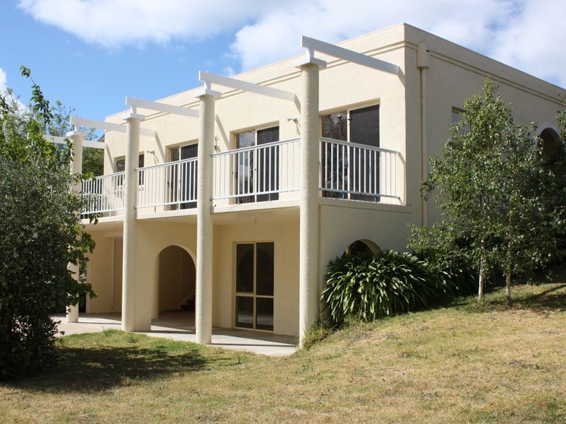 16 Christmas Street, Metung VIC 3904