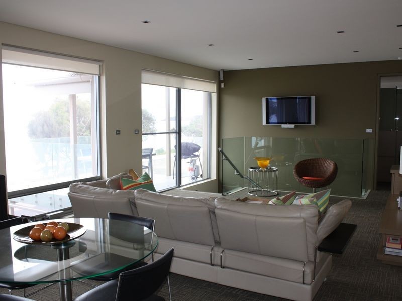 28 Metung Road  Watershed Apts.Lake Suite, Metung VIC 3904