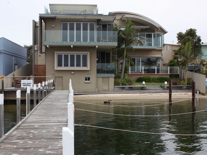 28 Metung Road  Watershed Apts.Lake Suite, Metung VIC 3904