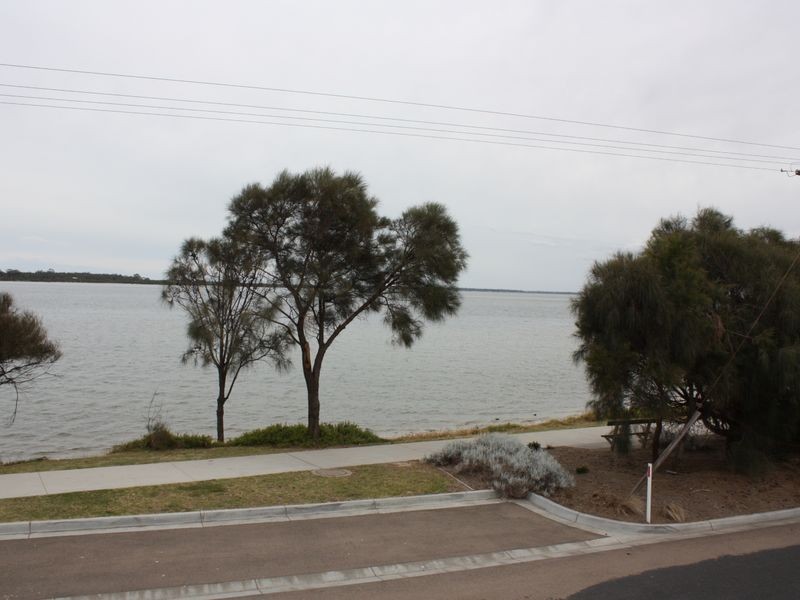 28 Metung Road  Watershed Apts.Lake Suite, Metung VIC 3904