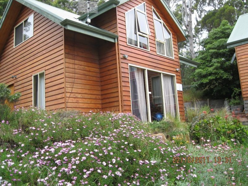 50 Mairburn Road, Metung VIC 3904